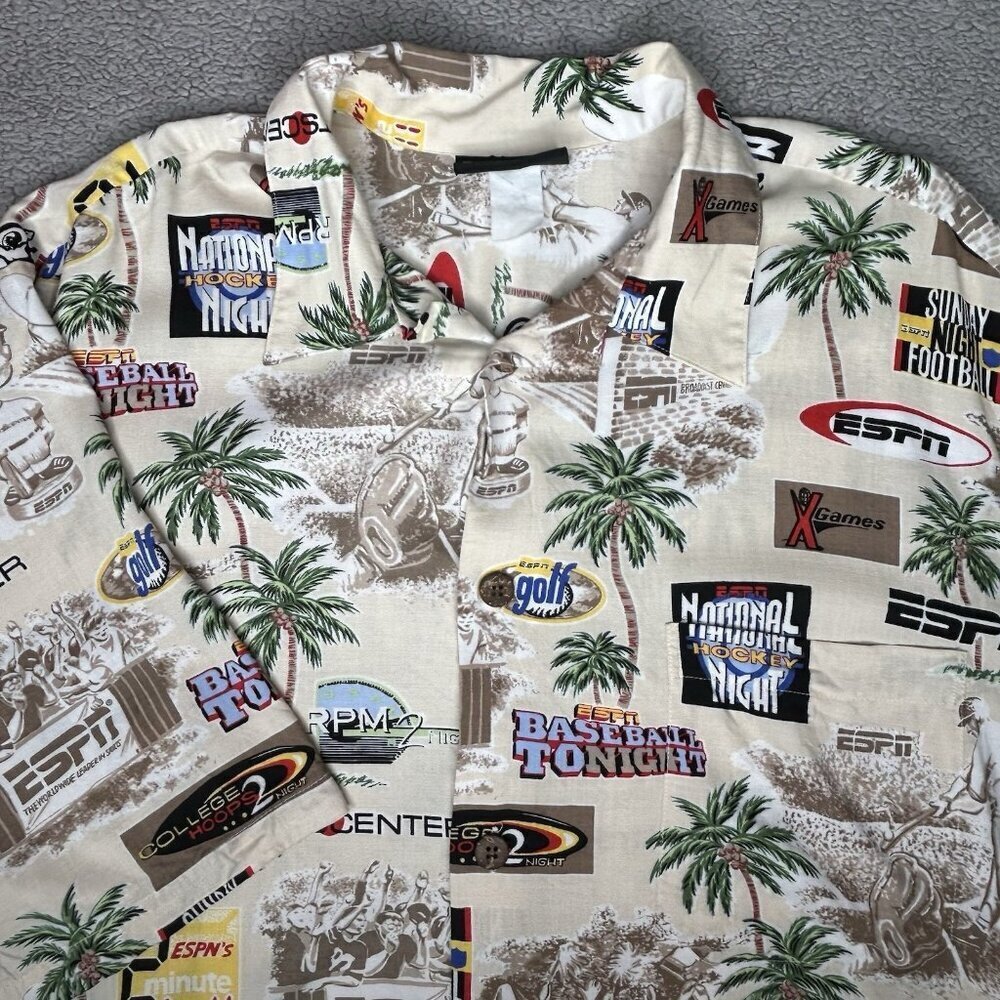 Vintage ESPN Zone Shirt Mens L Hawaiian Rayon Sports Center Party All Over Print